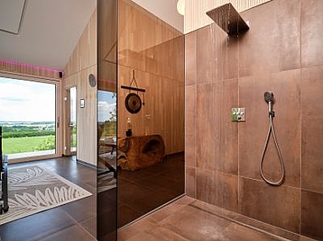 Wellnesshaus-innen-Haus-G.