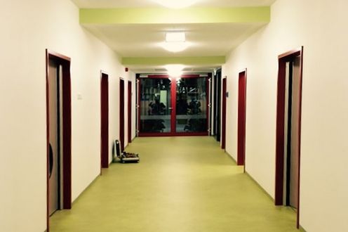 Flur - Kita Diezenbach Holzbaustatik-Kindertagesstätte
