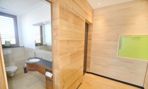 Viel Holz im Innenbereich.